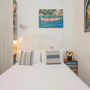 New In Downtown Close To Duomo Mailand